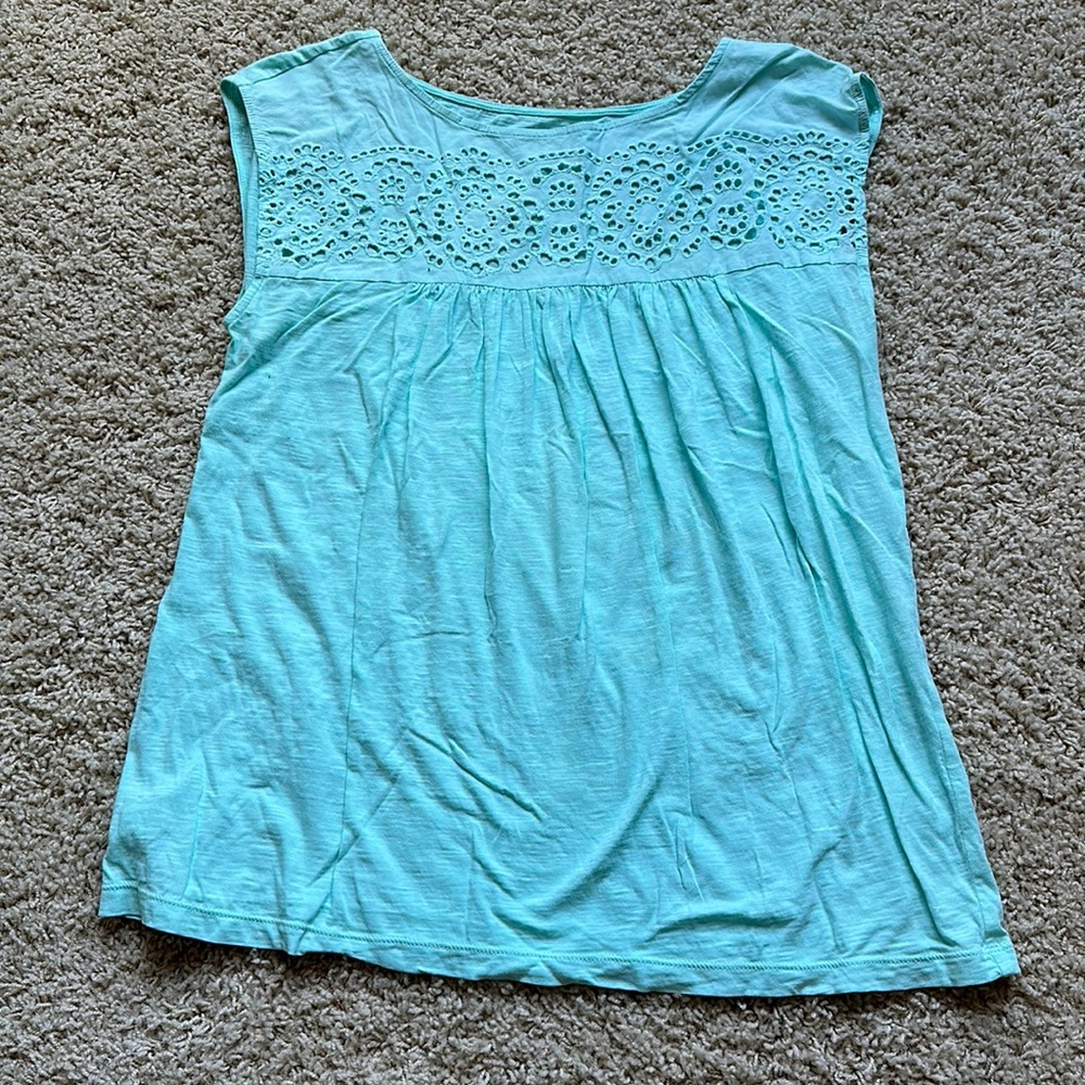 LOFT Eyelet Cotton Tee Size Medium
